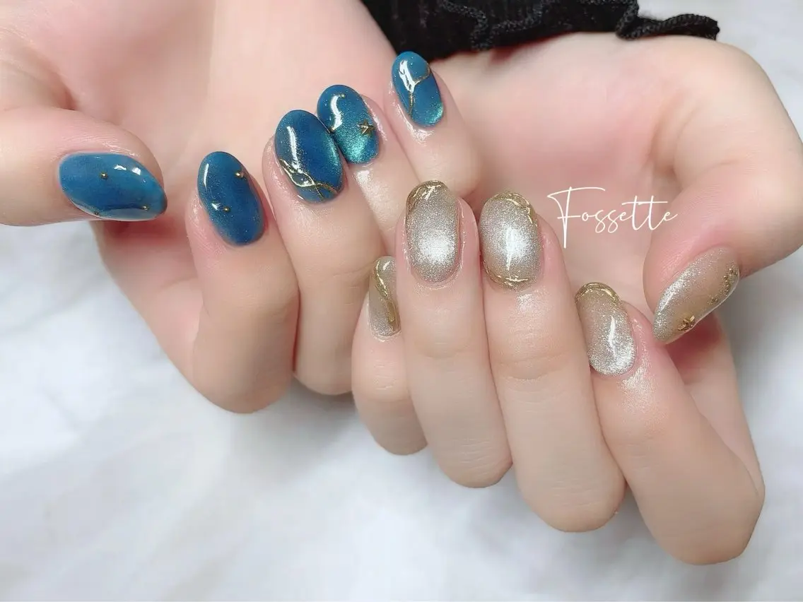 ネイル キラキラネイル マグネットネイル ミラーネイル 冬ネイル クリスマス ハンドネイル nailsalon Fossetteのネイルデザイン