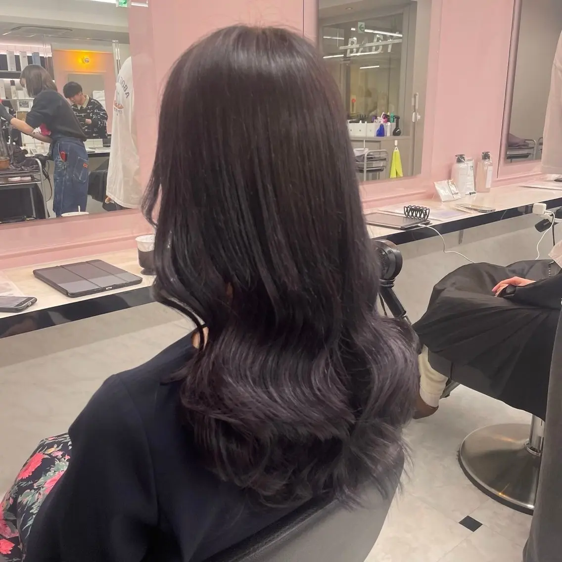 ロング ヘアカラー トリートメント ヘッドスパ ヘアセット 🤍淡色ピンク&ラベ ンダーYUKI🤍のヘアスタイル