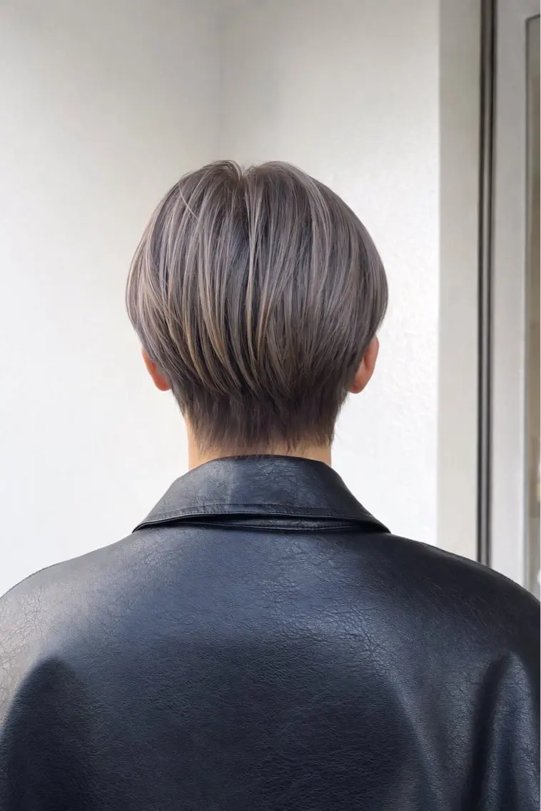 ショート カラー メンズ メンズブリーチ メンズショート アディクシーカラー ブリーチ グレージュ 中原由貴 /WILLOW京橋のヘアスタイル