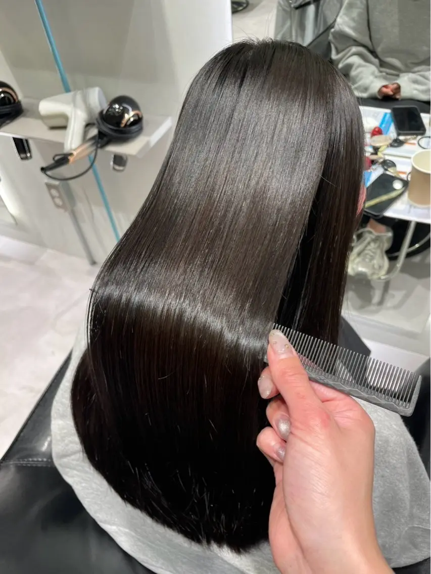 ロング カラー 髪質改善 Lino nanaのヘアスタイル