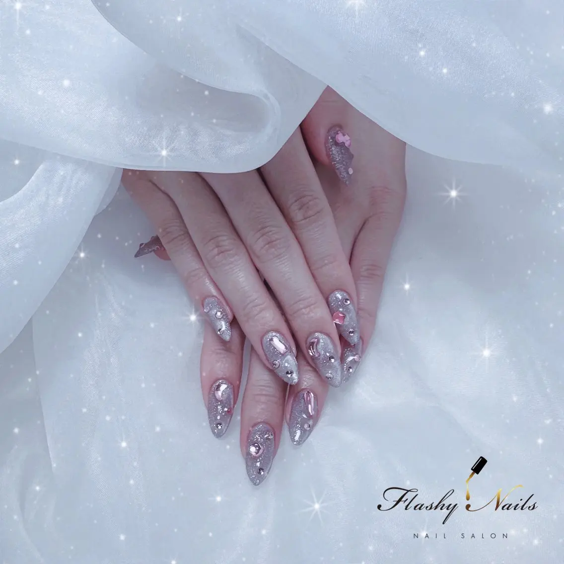 ネイル アートネイル 長さ出し Flashy Nailsのマツエク・マツパデザイン