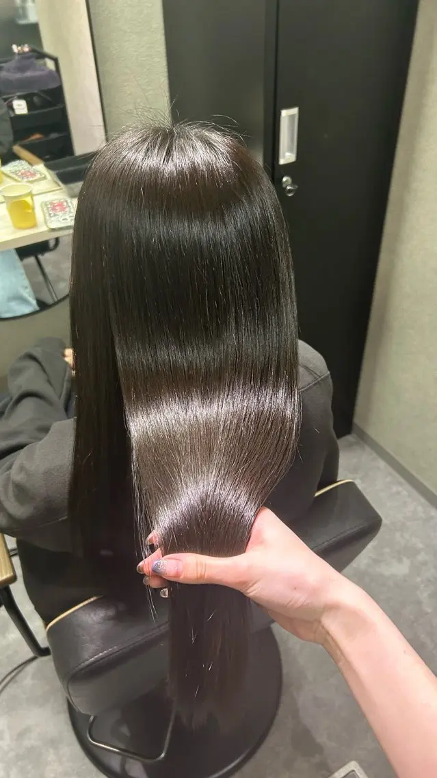 ロング カット ヘアカラー トリートメント ヘッドスパ 艶カラー/髪質改善 /HANAのヘアスタイル