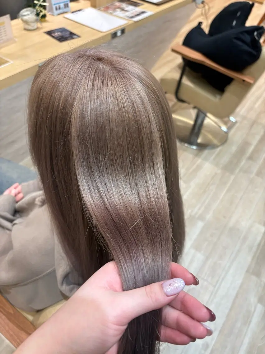 ロング カラー 🩵MEI🩵鶴見 ／ヘアアレンジ💫のヘアスタイル