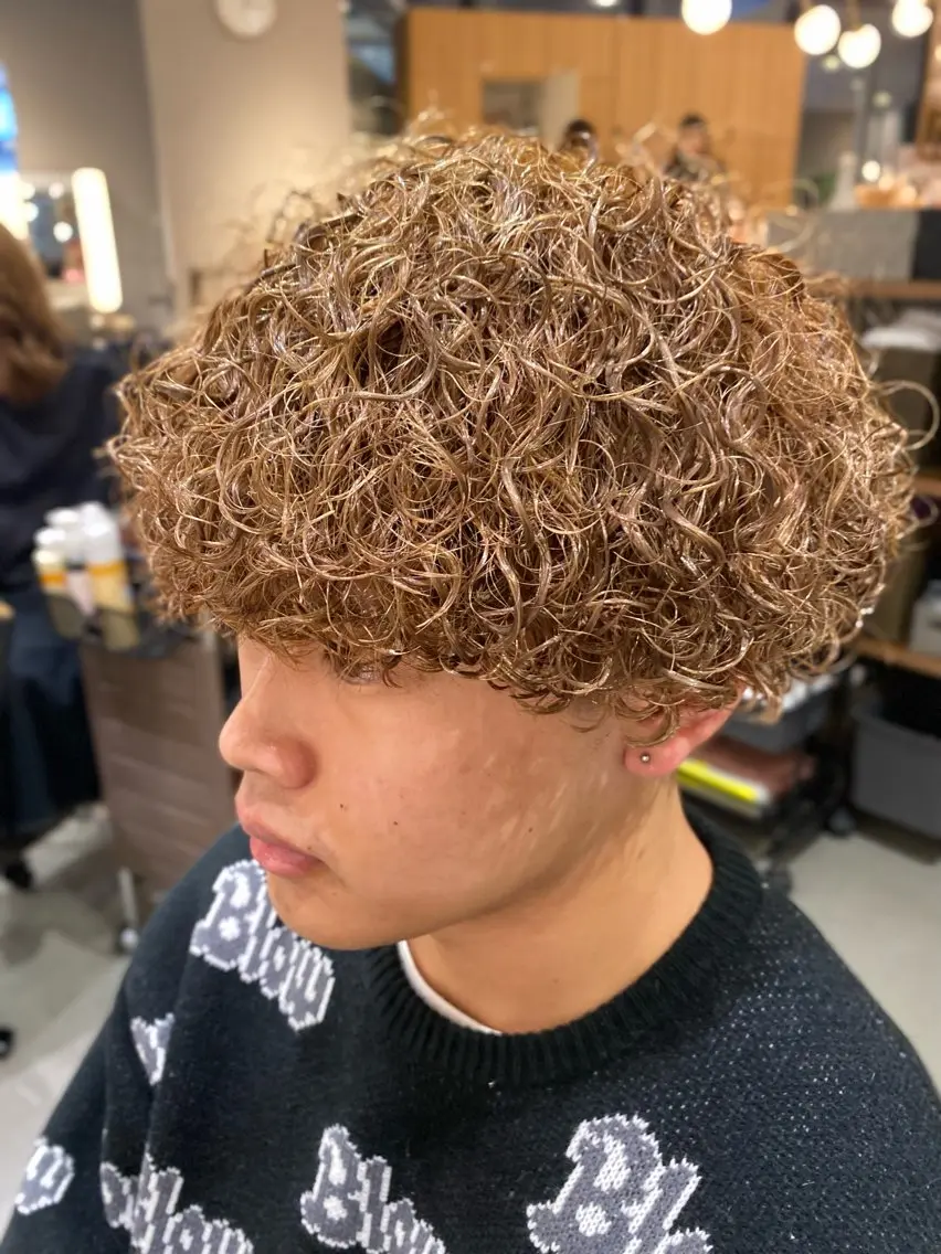 ミディアム パーマ メンズ unopulir 景山 凌のヘアスタイル
