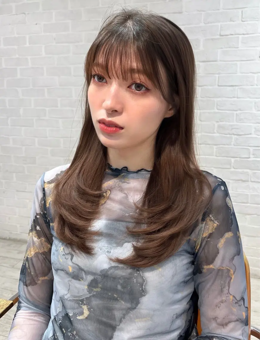 ロング カラー ベージュカラー ショコラベージュ レイヤーカット 【韓国ヘア×透明感 カラー】笹谷 莉未のヘアスタイル