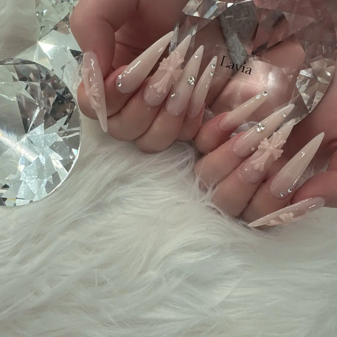 ネイル lavia🖤 ayumiのネイルデザイン