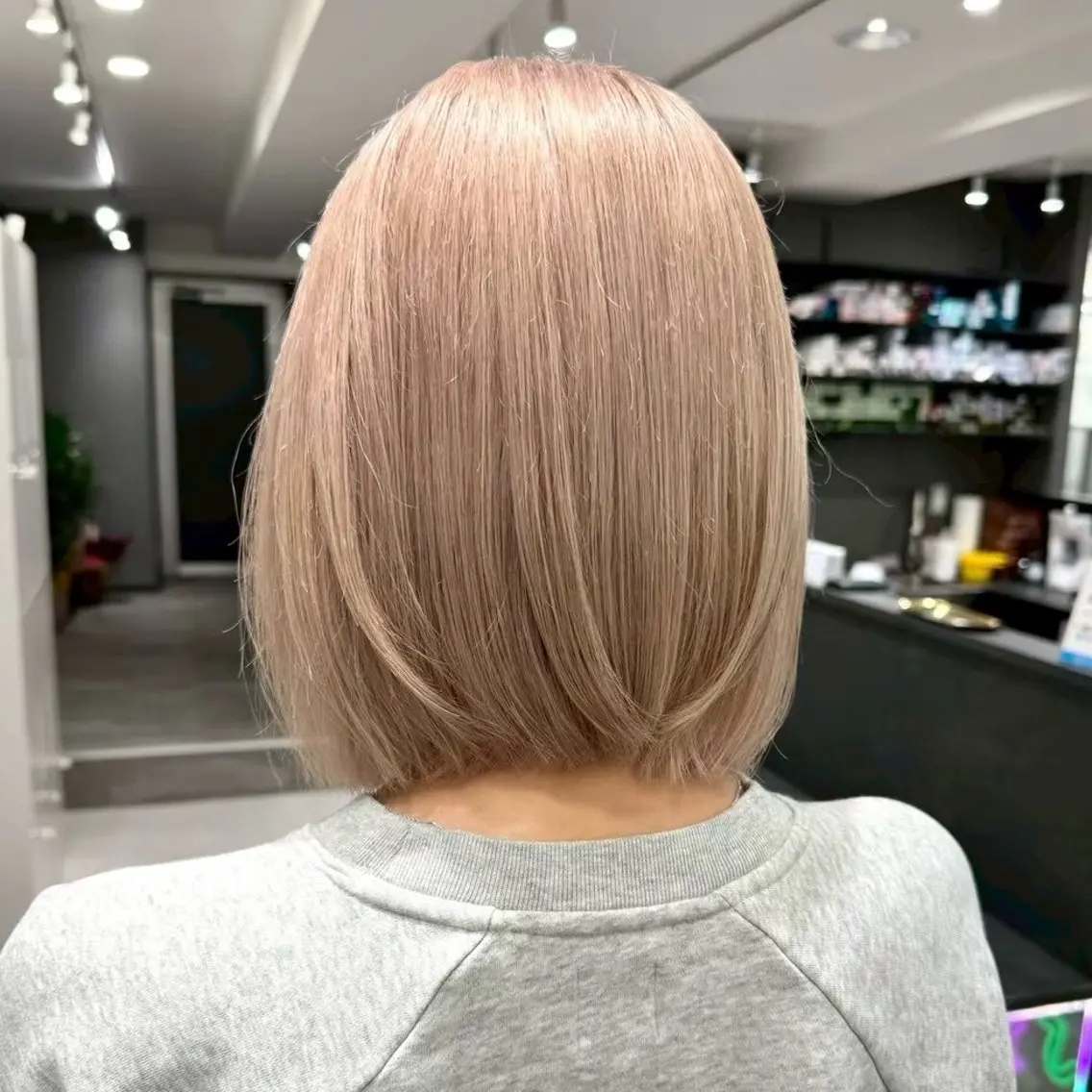 カラー ベージュカラー ハイトーンカラー ハイトーンベージュ Yoshiいろあそび 八王子/ハイトーンのヘアスタイル