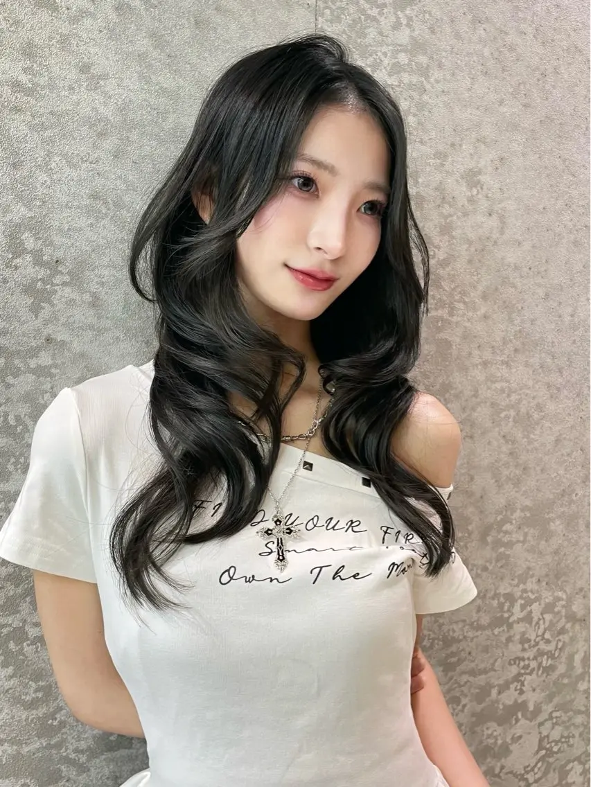 ロング カラー カット ヘアカラー トリートメント ヘアセット 縮毛矯正ブリーチなし 🍒❤ゆうきのヘアスタイル