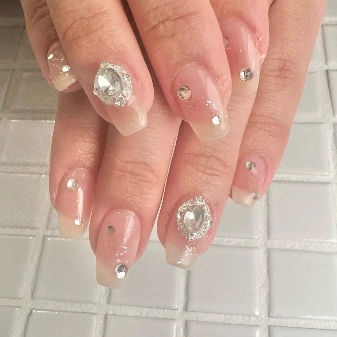 ネイル ハンドネイル Nail lily 🍒渋谷.表参道のネイルデザイン