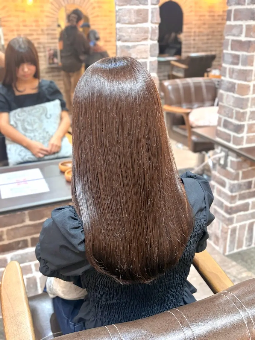 セミロング カット ヘアカラー トリートメント 縮毛矯正/暖色系 /徳田真緒のヘアスタイル
