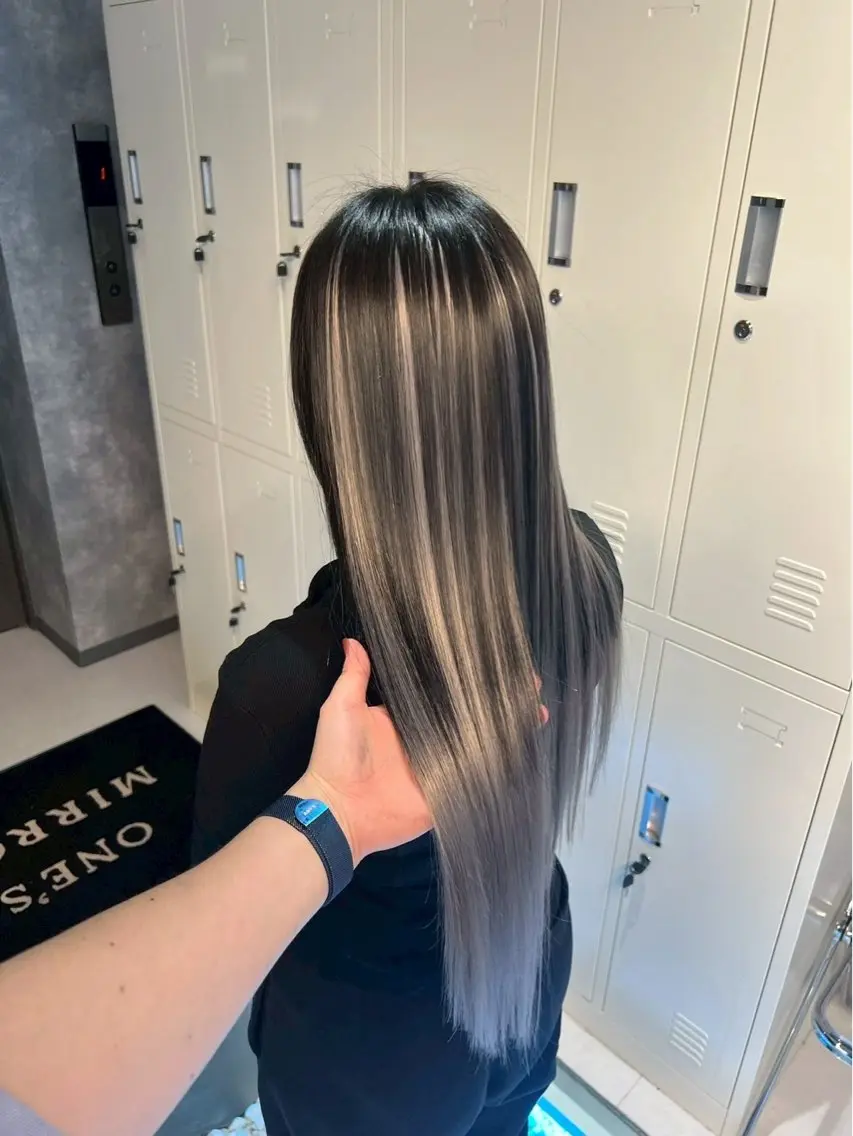 カラー 🌈推し活ハイトーン 🩵荒川結星のヘアスタイル
