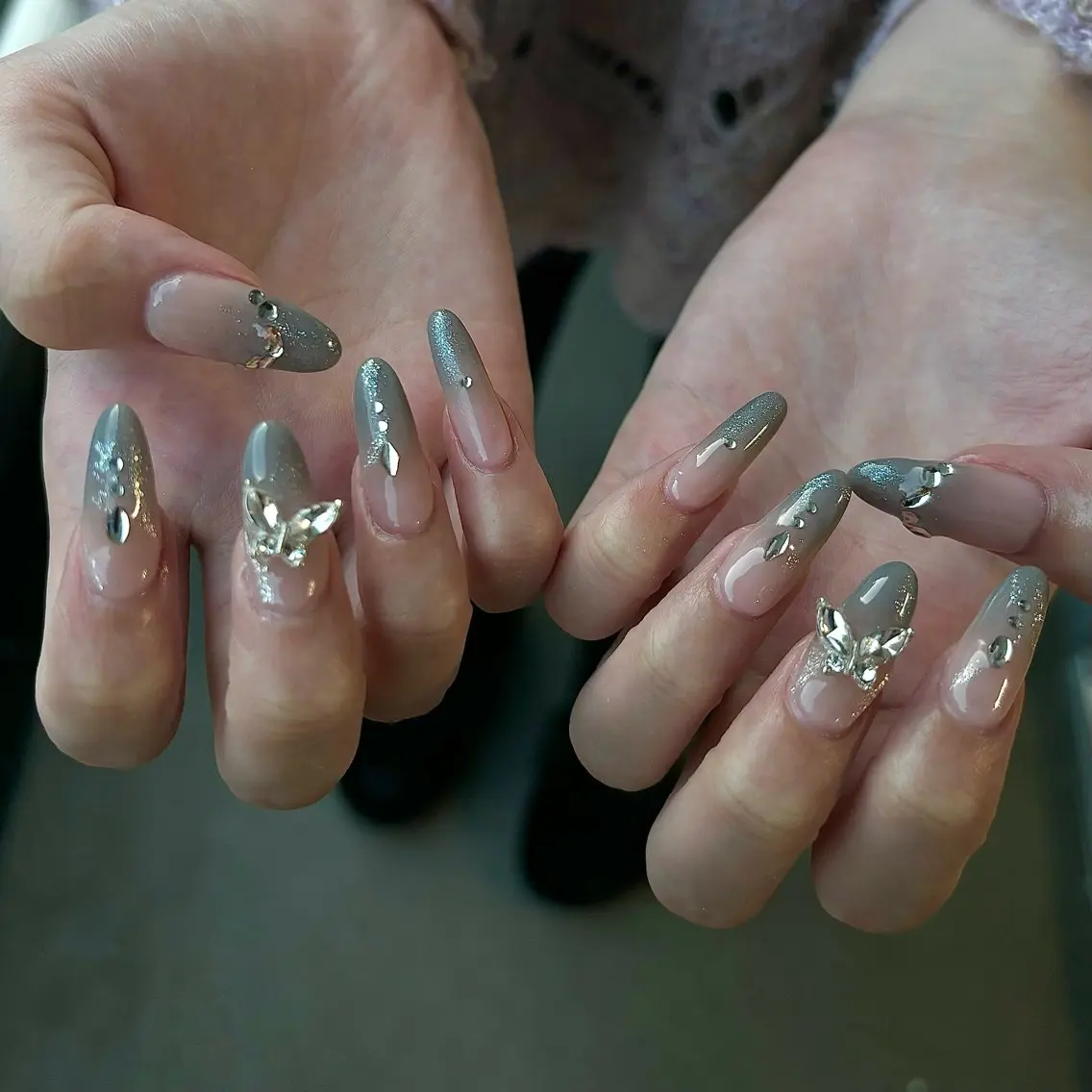 ネイル ハンドネイル Sii nail 🤍SAKIのネイルデザイン