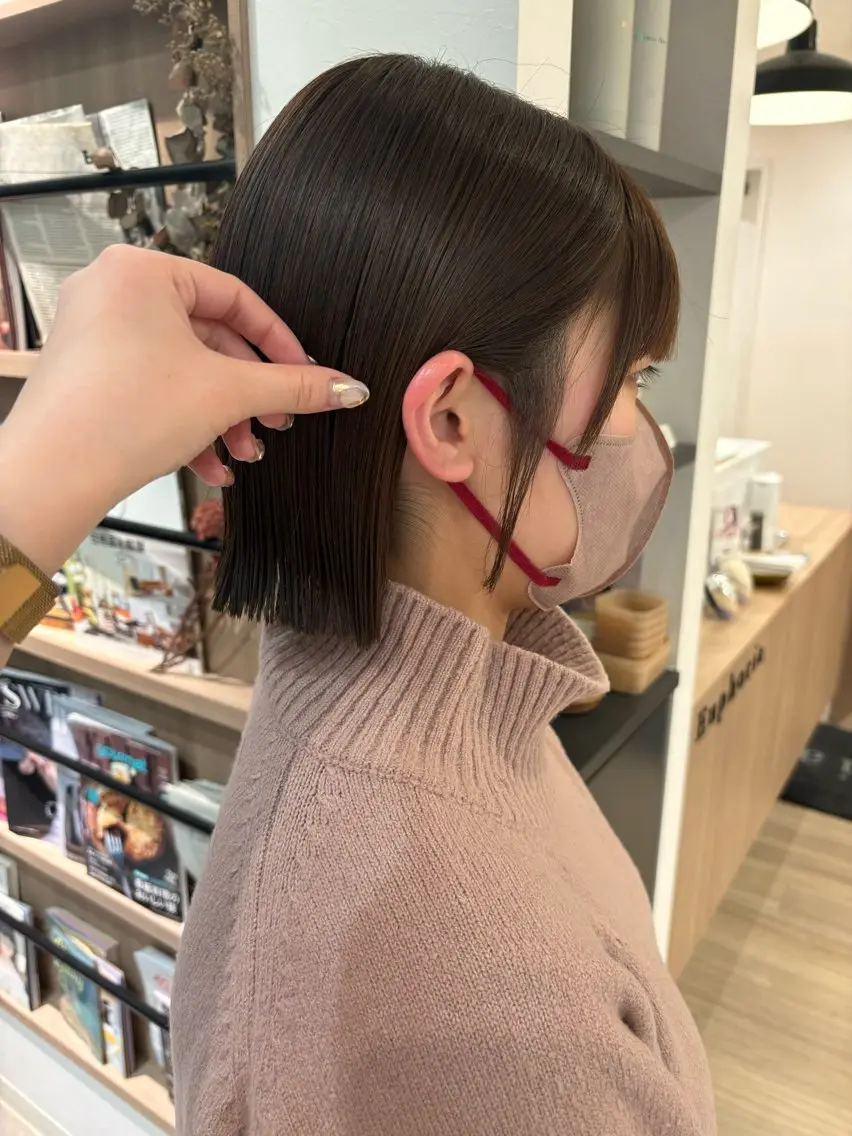 ショート モテ髪🫧赤み消し カラー表参道きょうこのヘアスタイル