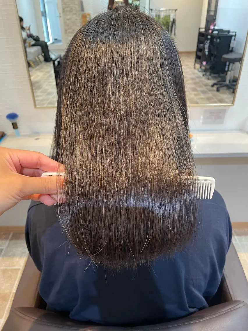 セミロング パーマ ストレートパーマ カット 縮毛矯正 トリートメント YUI/ ブリーチカラー🌷のヘアスタイル