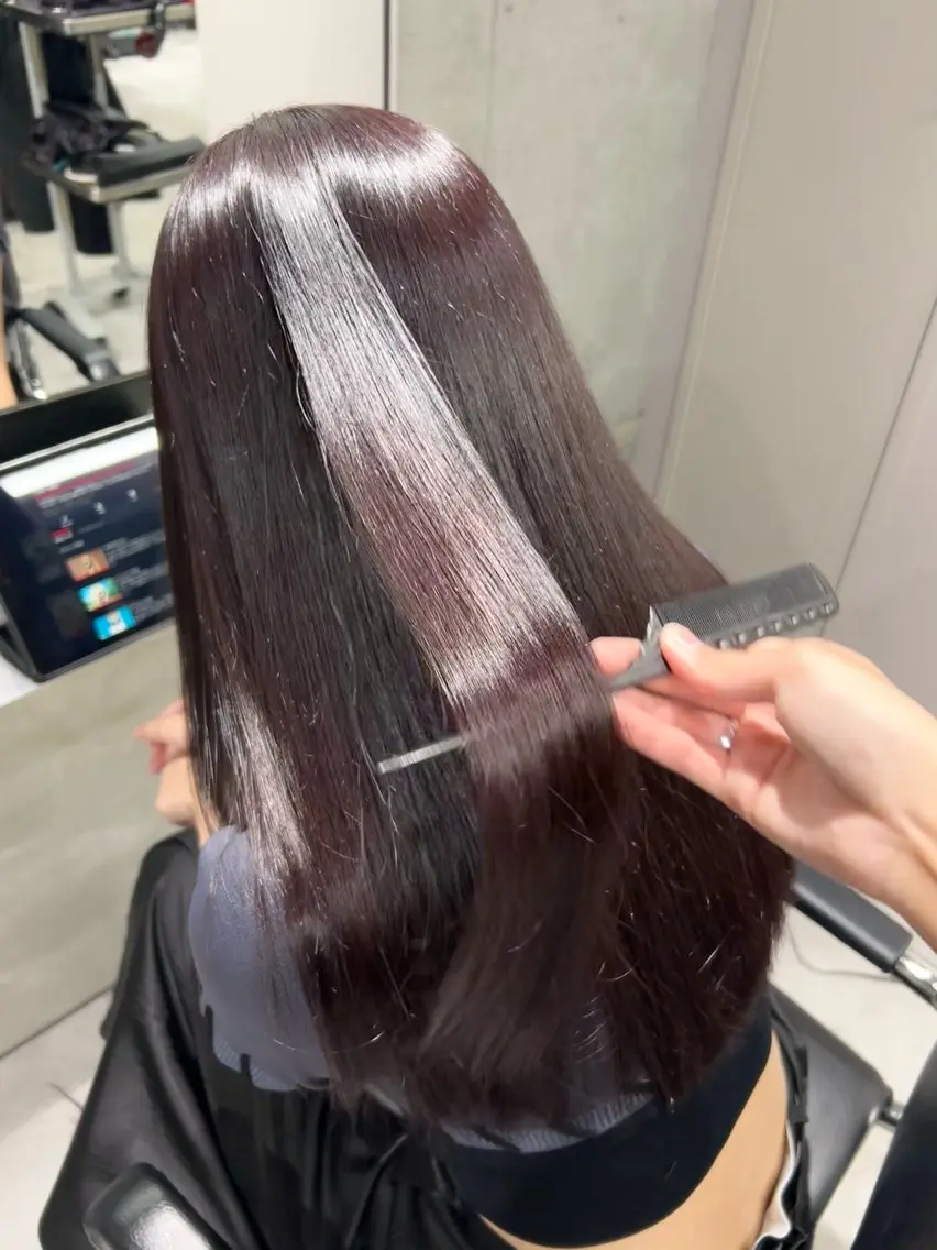ロング カット 縮毛矯正 OAK溝の口 天使の輪👑YUKIのヘアスタイル