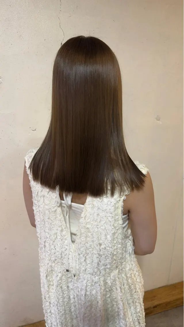 セミロング カラー ヘアカラー trico ニシノのヘアスタイル