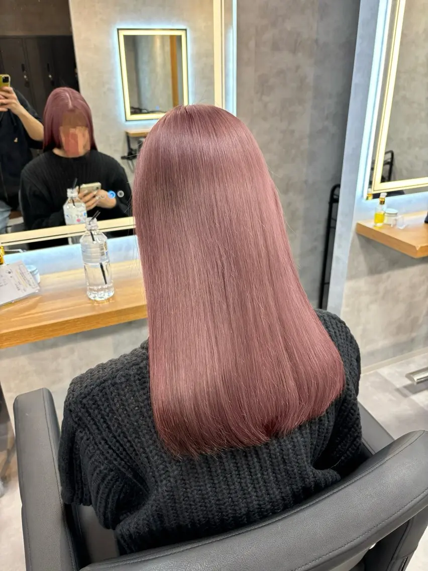 ロング カラー パーマ ヘアアレンジ トリートメント ヘッドスパ ヘアセット 透明感ブリーチカラー 🌈TOMOHIROのヘアスタイル