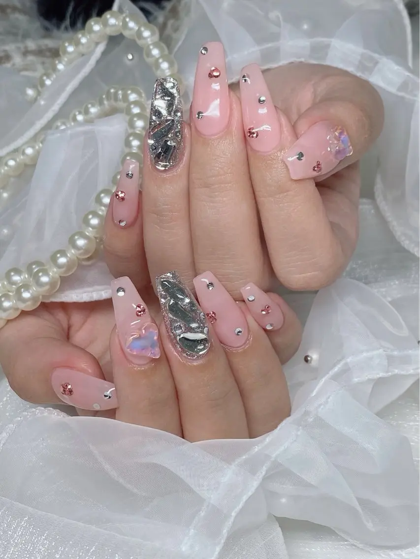 ネイル 長さ出し フットネイル ジェルネイル 韓国ネイル マグネットネイル ハンドネイル Nail Ann【西川口店】のネイルデザイン