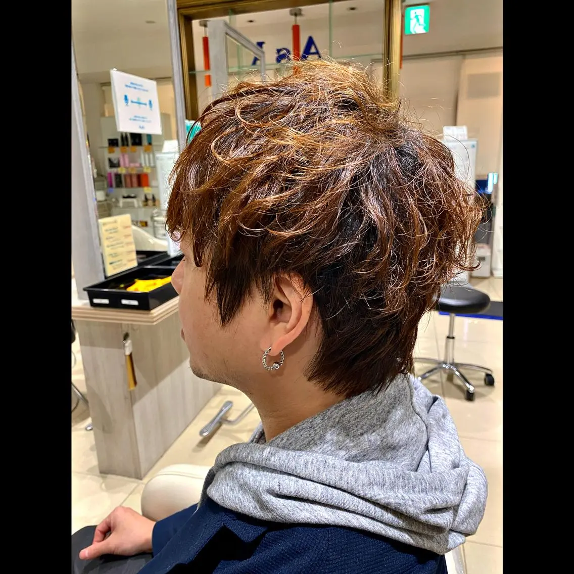 パーマ メンズ 似合う髪型見つけます AYAKAのヘアスタイル