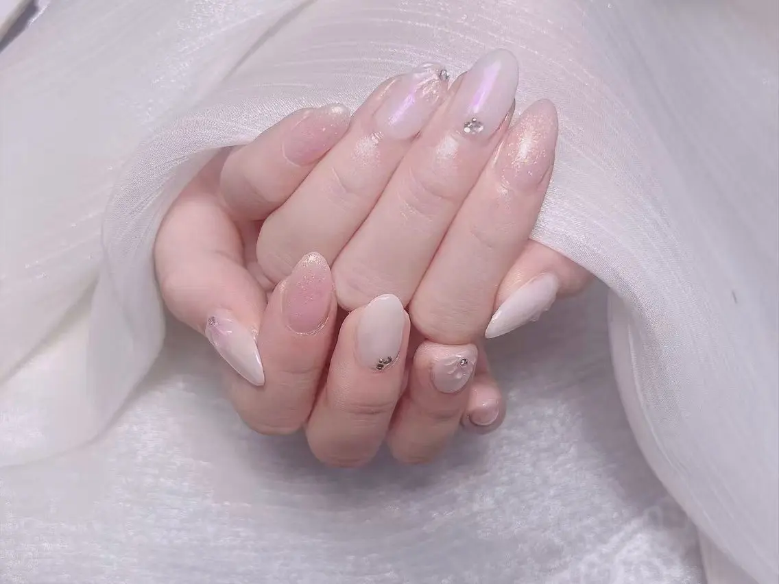 ネイル ハンドネイル Kari ネイルサロンのネイルデザイン