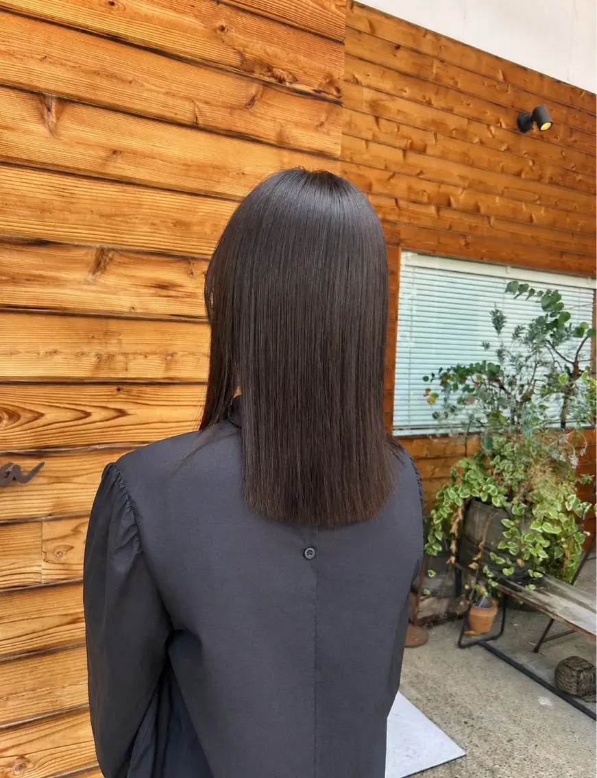 セミロング カット 縮毛矯正 相庭 恋のヘアスタイル