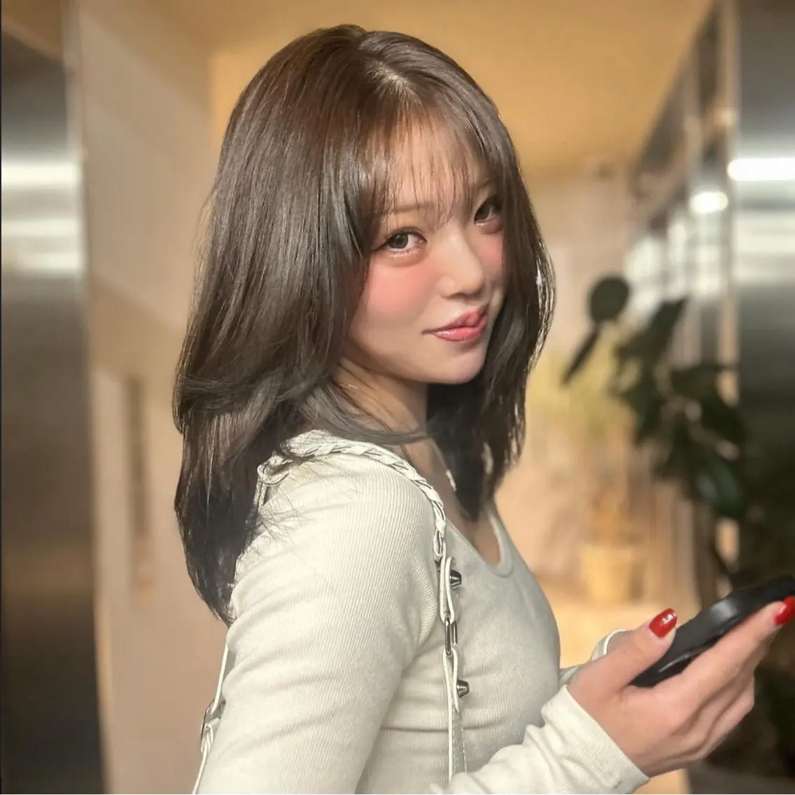 ミディアム 韓国風ヘア レイヤーカット ワンホンヘア ERIKA YAMAMOTOのヘアスタイル