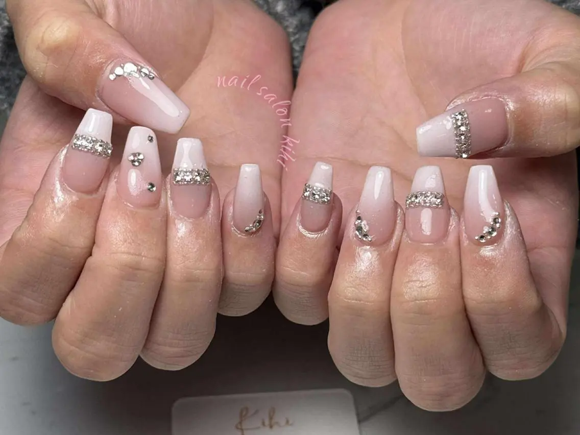 ネイル ハンドネイル ユリ🎀長さだし/ パラジェル/持ち込みのネイルデザイン