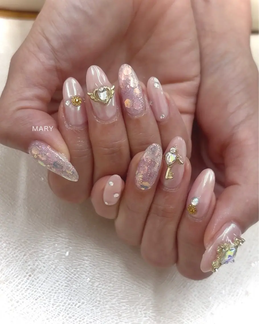 ネイル オーロラネイル キラキラネイル ラメ(グリッター) ミラーネイル ピンク ハンドネイル Mary nail .narumiのネイルデザイン