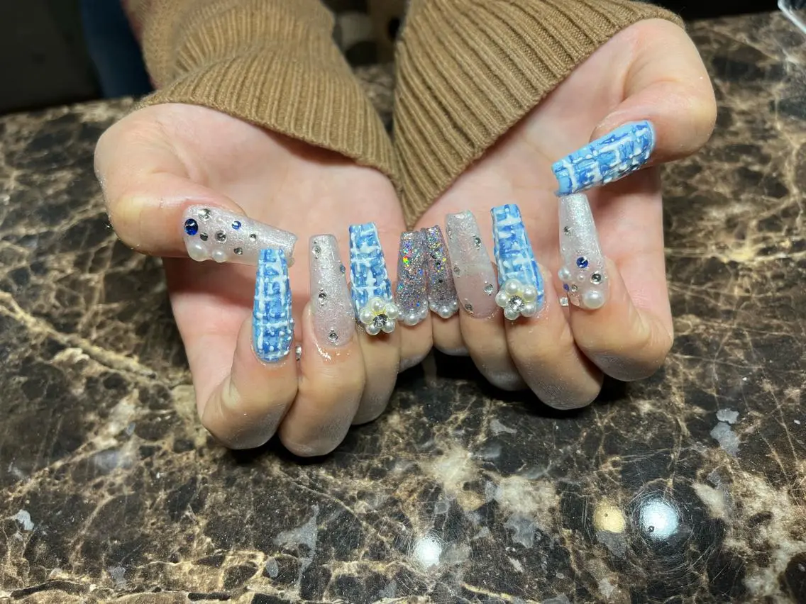 ネイル ハンドネイル IROHA Nail 矢掛萌子のネイルデザイン