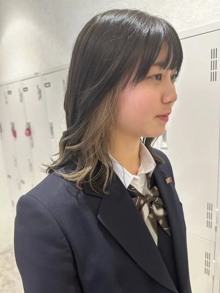 セミロング カラー ベージュカラー ブリーチ ケアブリーチ ダブルカラー ハイトーンカラー ヘアカラー シールエクステ/ ブリーチカラーのヘアスタイル