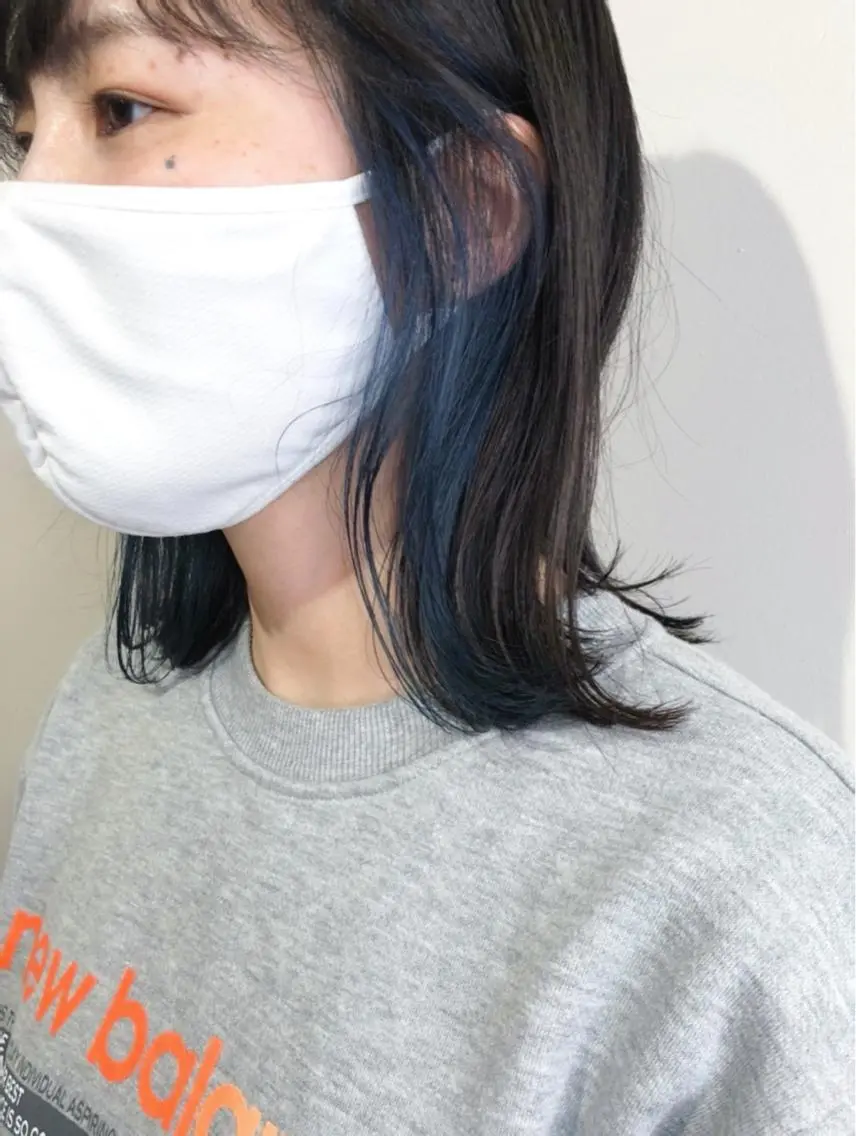 ポイントカラー☀️イヤリングカラー🌈(ポイントブリーチオンカラー)の写真