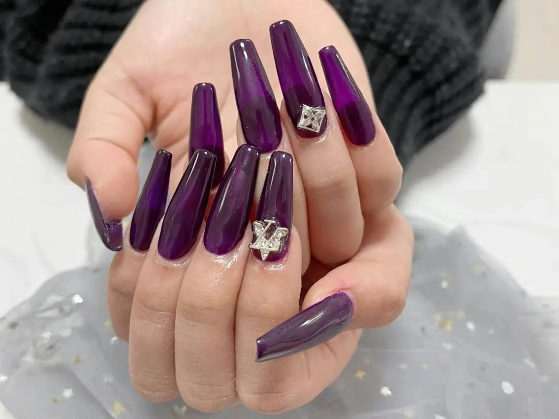 ネイル 長さ出し グラデーション ラメ(グリッター) ワンカラーネイル ネイルチップ 🎀ネイルサロン エクラYUI🎀のネイルデザイン