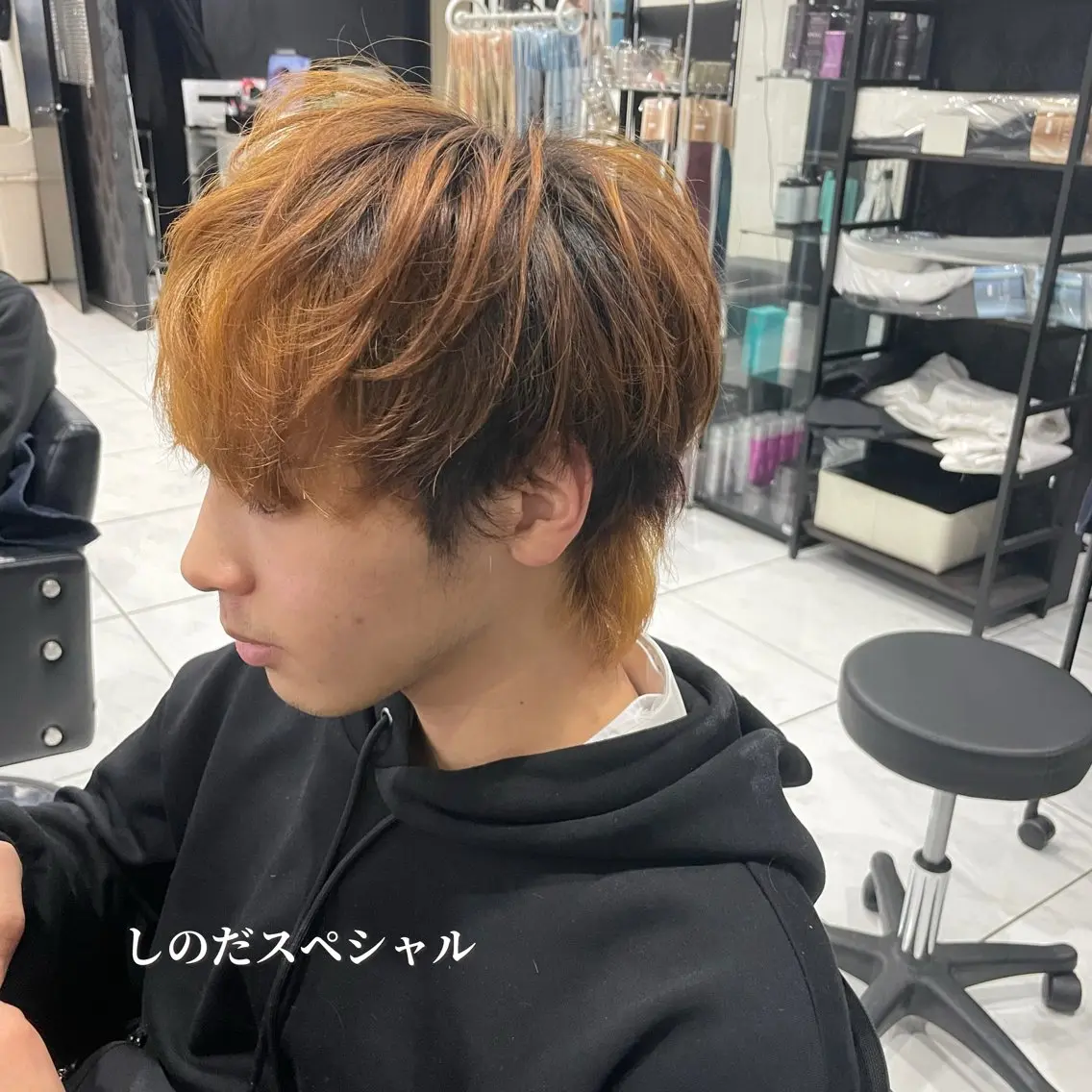 ミディアム カラー メンズ メンズウルフカット ウルフカット 🦖店長🦖pino #しのだスペシャルのヘアスタイル