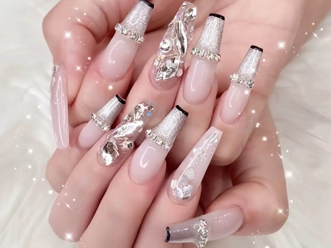 ネイル アートネイル ガーリー 韓国ネイル 持ち込み ニュアンスネイル Rin Nail 新大久保店のネイルデザイン
