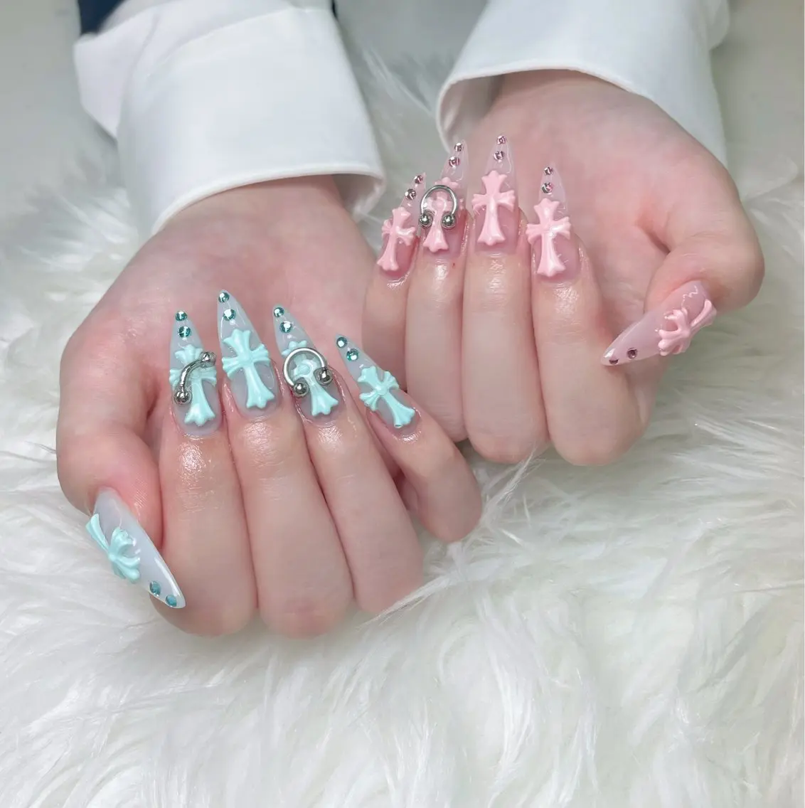ネイル ブルー フットネイル ジェルネイル ロングネイル マグネットネイル ハンドネイル King Nail_Salonのネイルデザイン