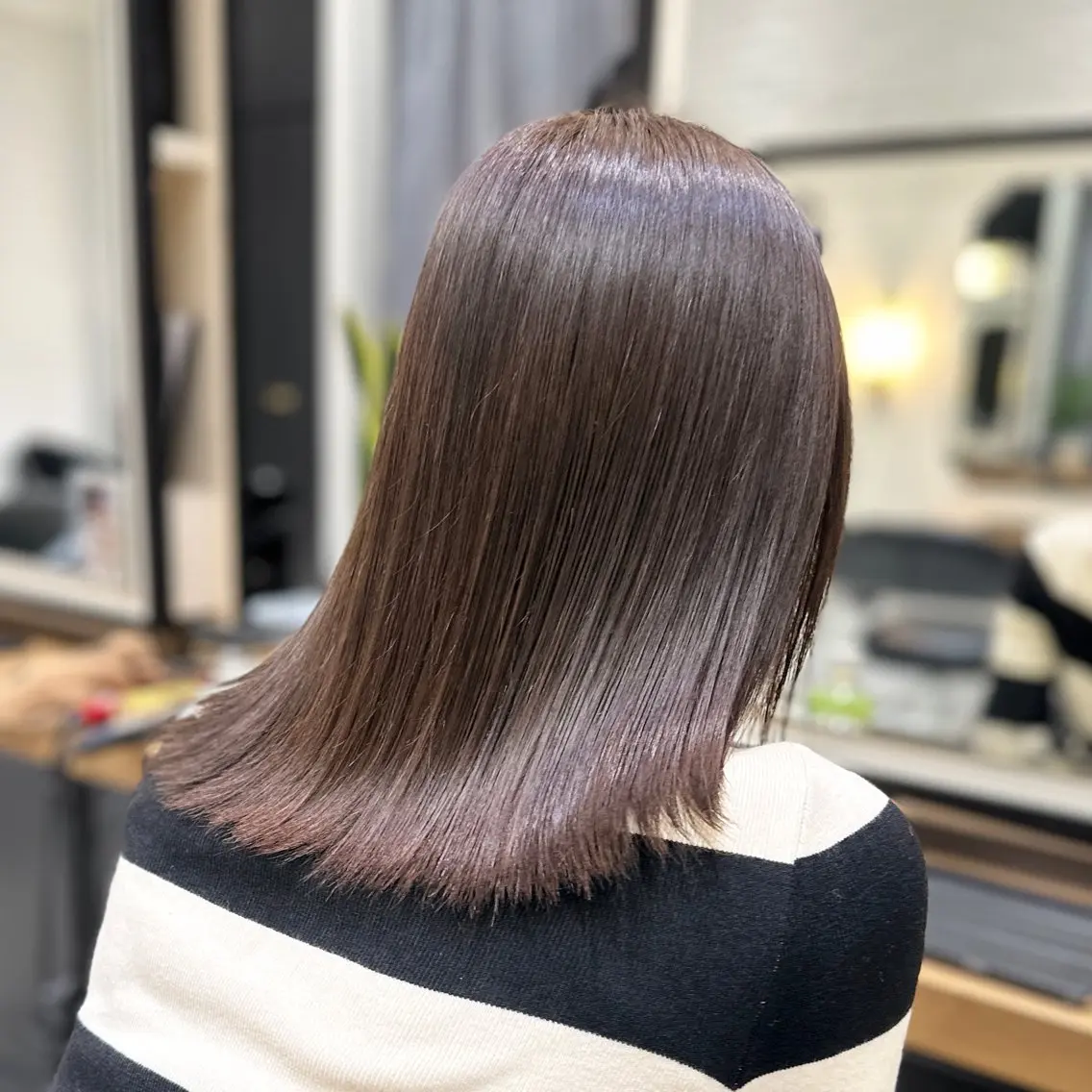 ミディアム カラー 透明感カラー グレージュ レイヤー/グレージュ メンズパーマのヘアスタイル