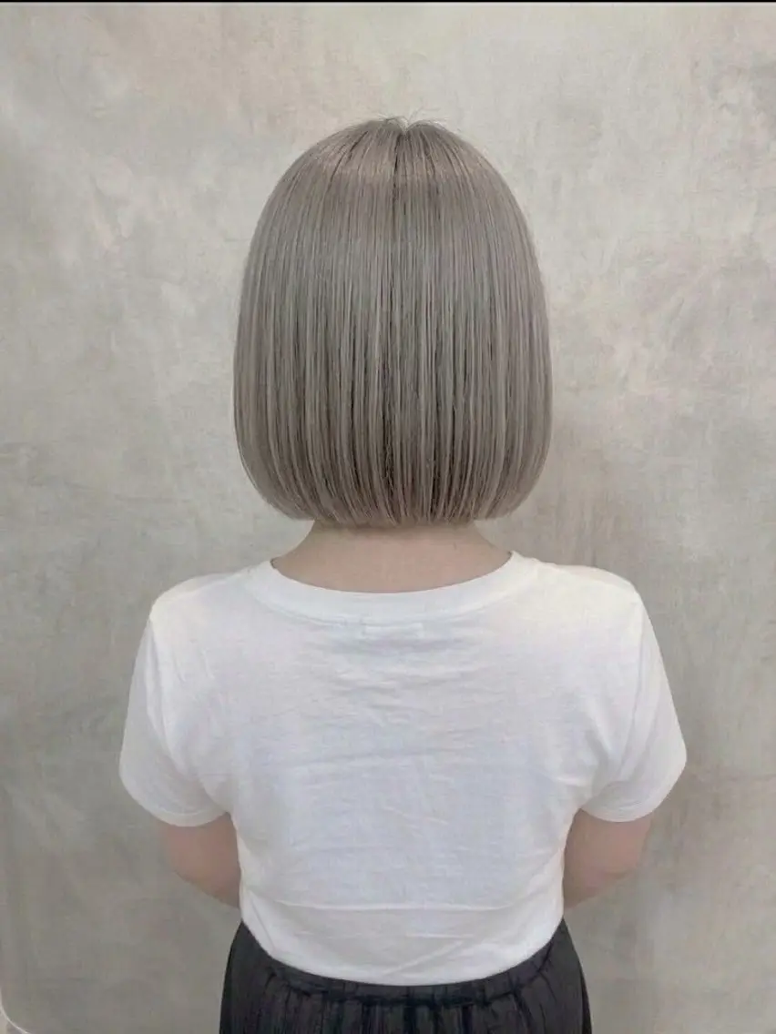 ショート ヘアカラー 🫧透明感カラー /艶髪すなお🧸のヘアスタイル
