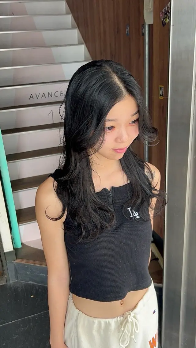 ロング Maki/天王寺駅近 Lowaのヘアスタイル
