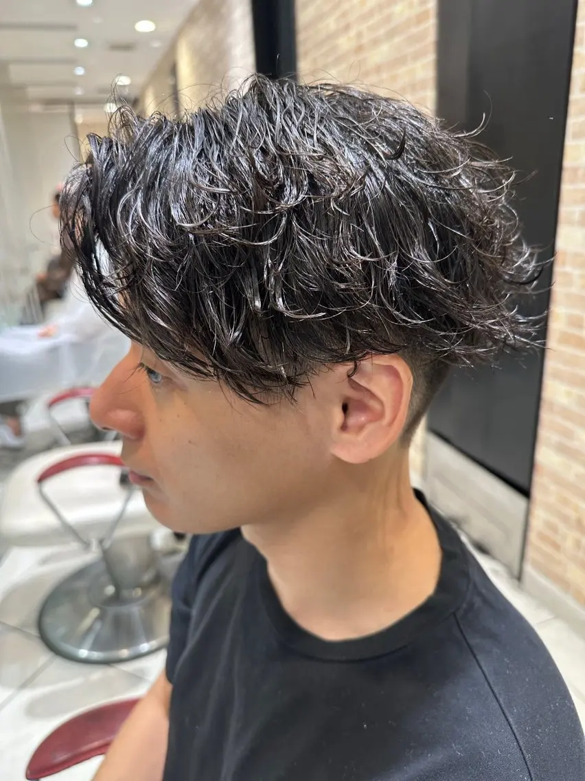 ショート パーマ メンズ フェザーパーマ メンズパーマ 💈メンズ特化 美容師サキ💈のヘアスタイル