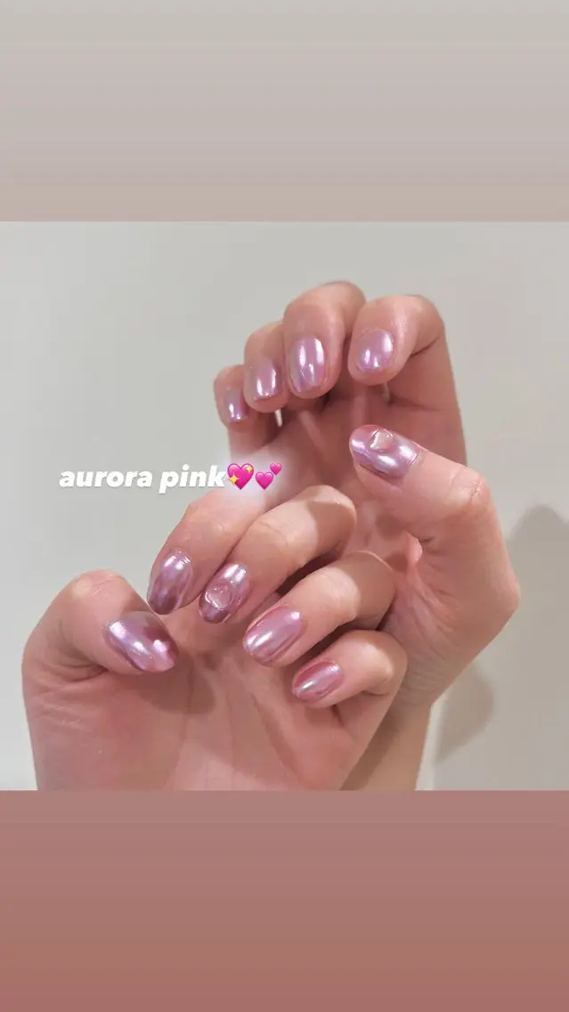 ネイル クリアネイル ハート ピンク ホワイト ハンドネイル 🎀チーク/ちゅるん 🫧chisa🎀のネイルデザイン