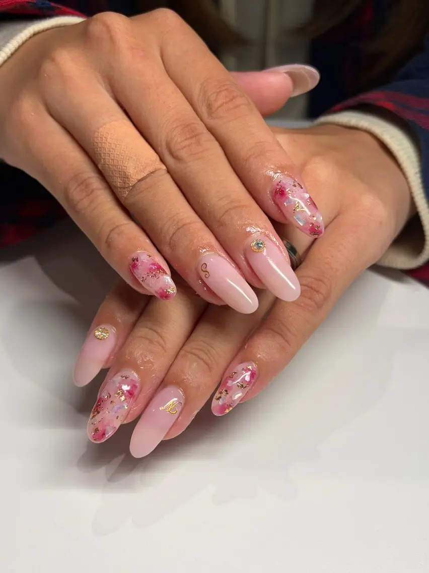 ネイル ハンドネイル Fuju. Aのネイルデザイン