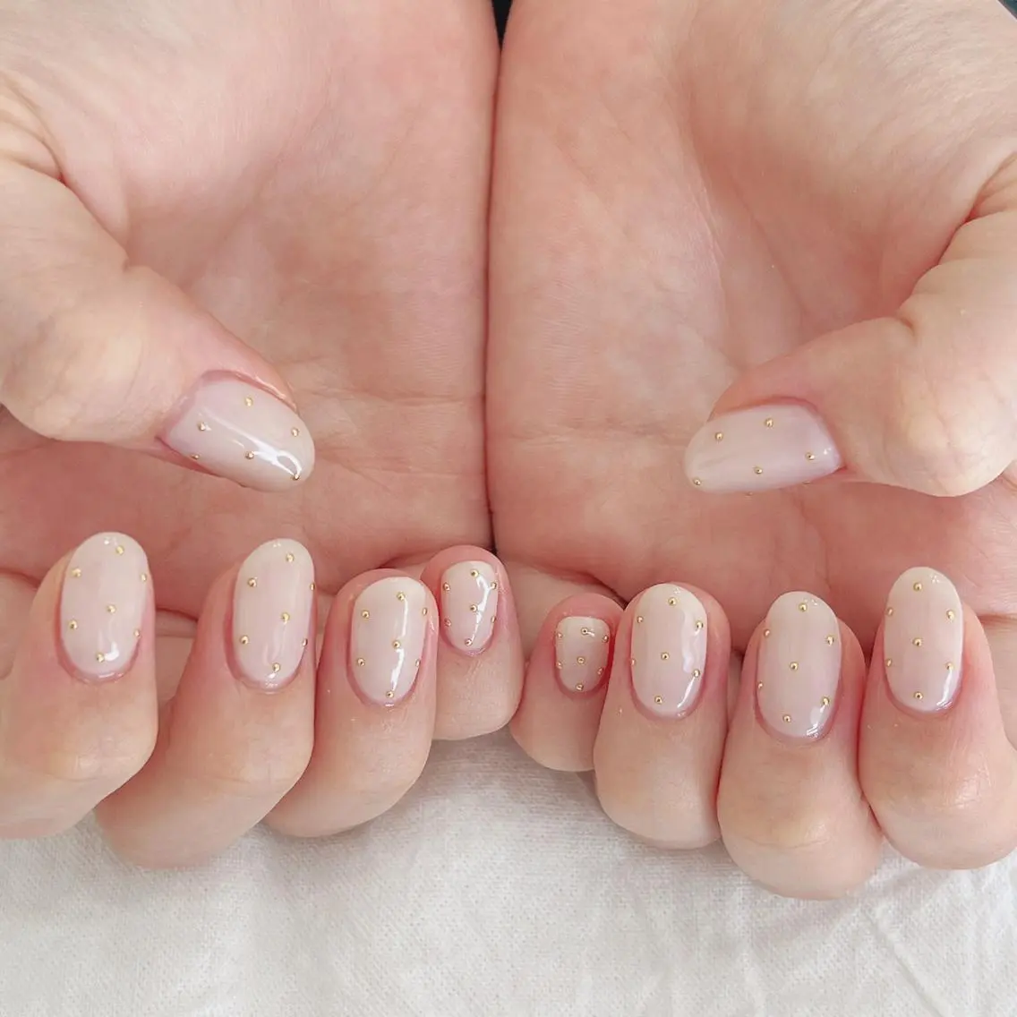 ネイル ゴールド ホワイト ハンドネイル peaberry nailのネイルデザイン