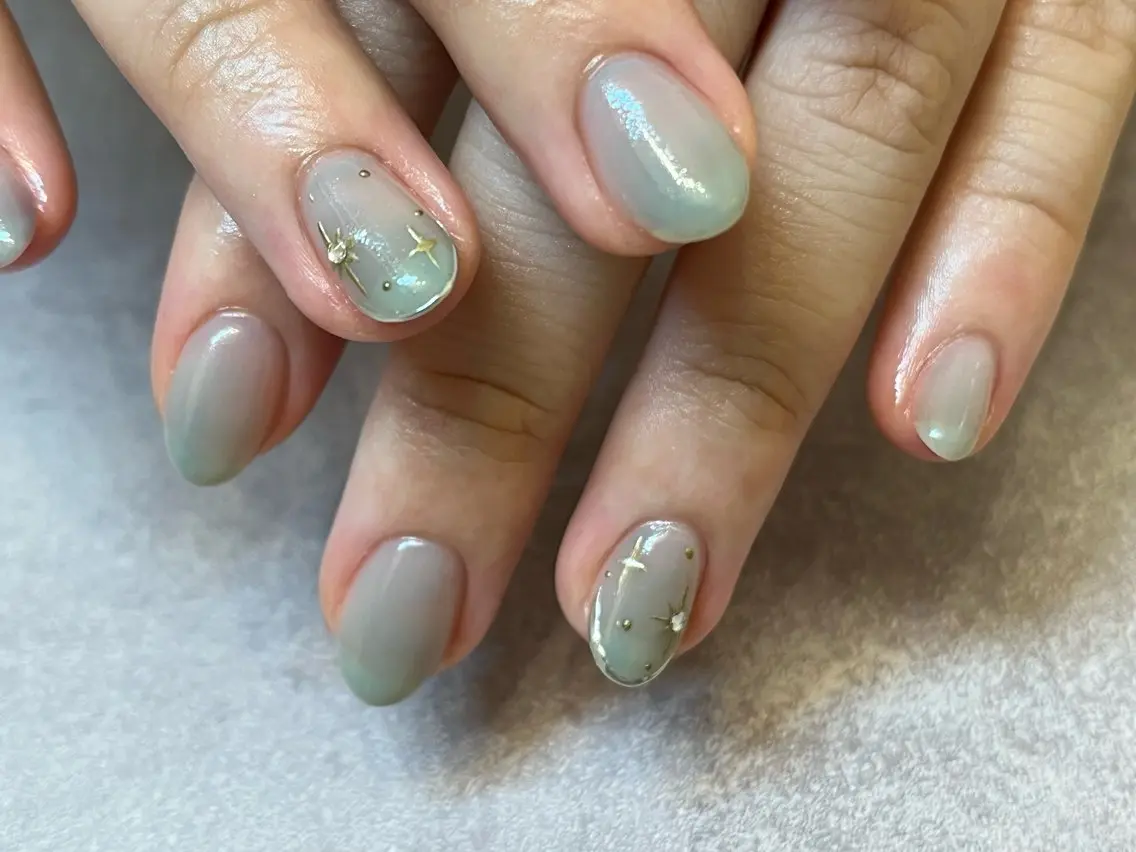 ネイル komorebi. 小峯 真実のネイルデザイン