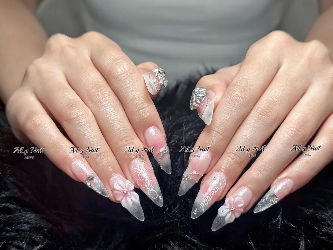 ネイル アートネイル ジェルネイル マグネットネイル ニュアンスネイル シンプルネイル ハンドネイル AiLy Nail 上野店のネイルデザイン