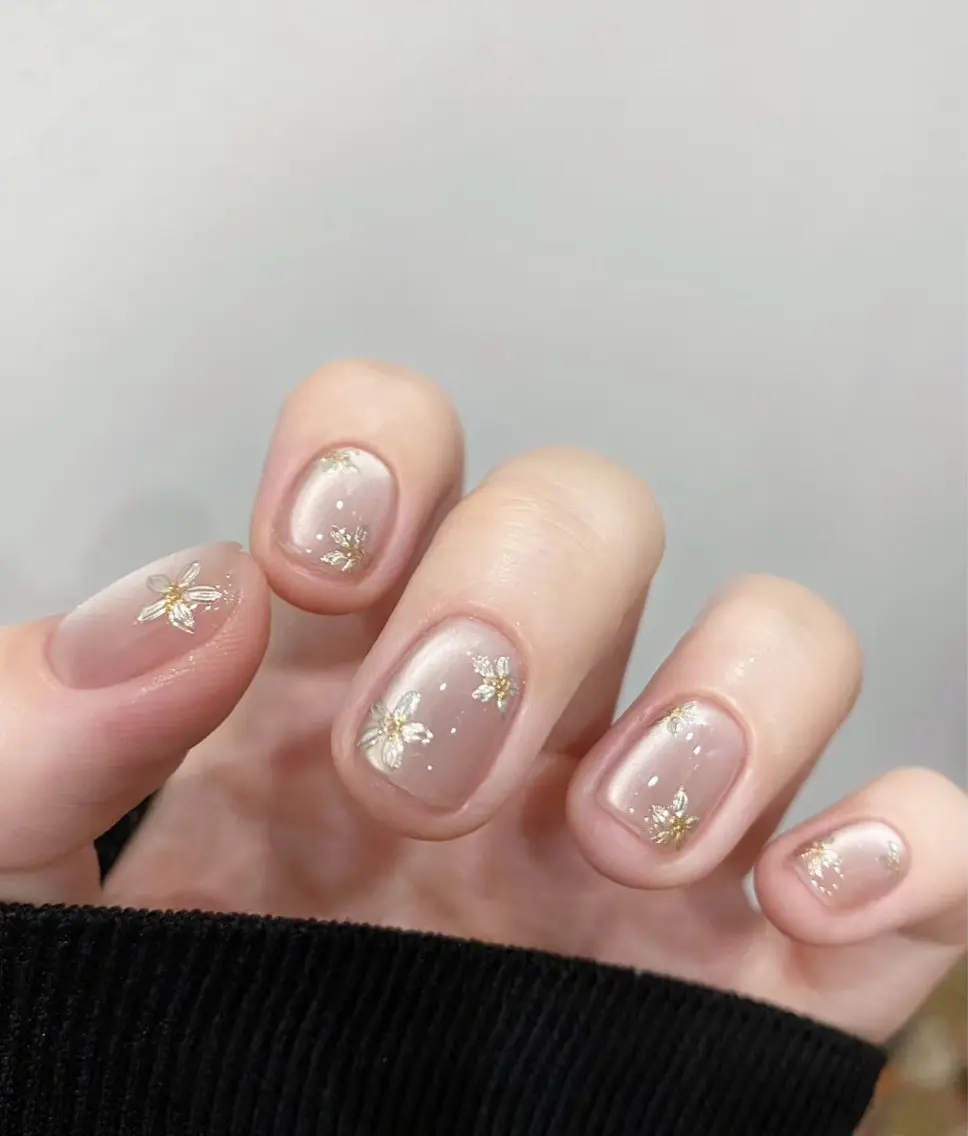 ネイル ハート 韓国ネイル オフィスネイル ワンカラーネイル シンプルネイル ハンドネイル Lynn_ Nailのネイルデザイン