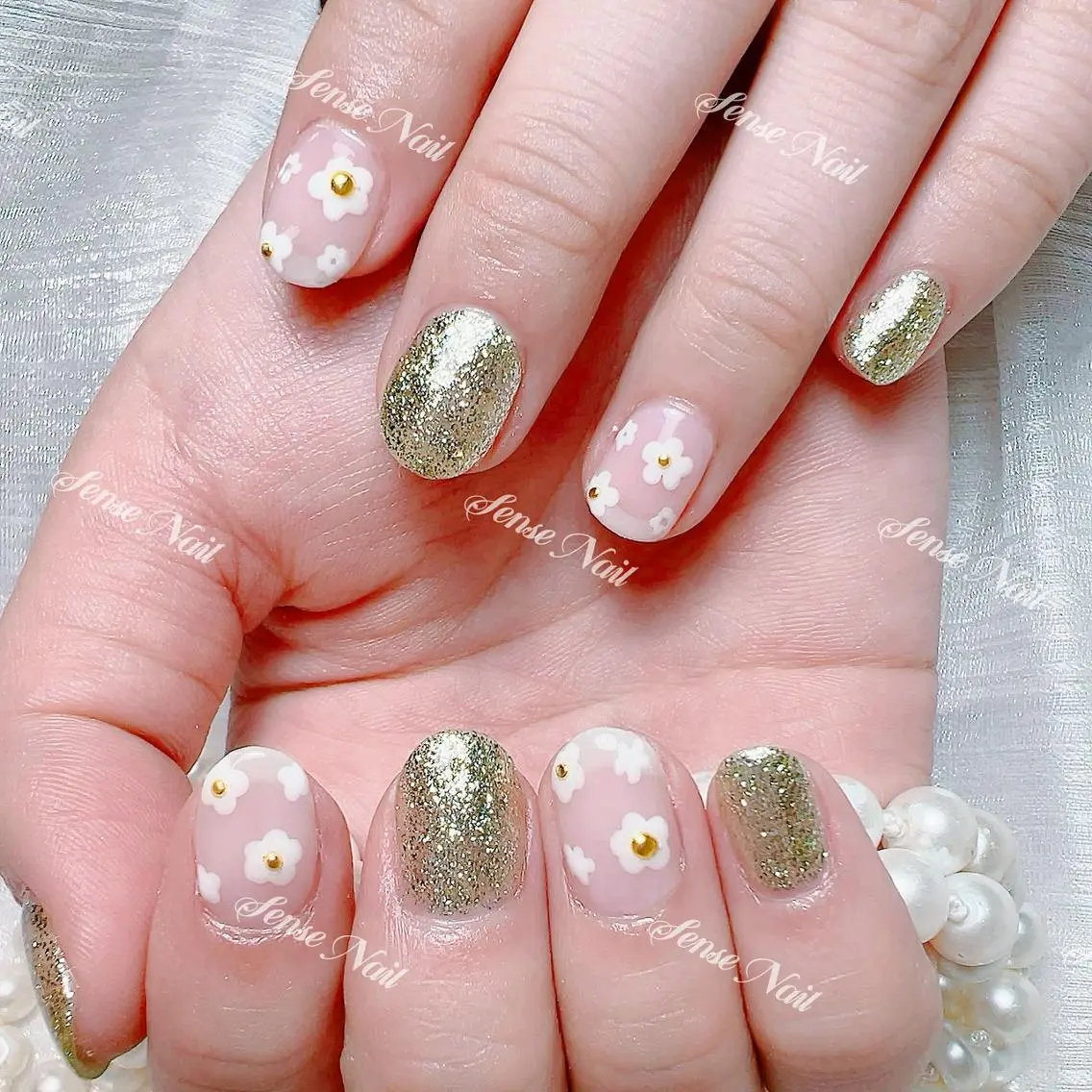 ネイル ハンドネイル ハンドケア Yukiko 🌙のネイルデザイン