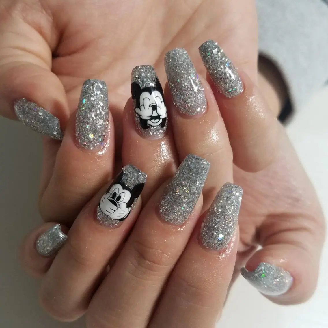 ネイル ･:*+.✳︎˚✧₊ MAKI NAILのネイルデザイン