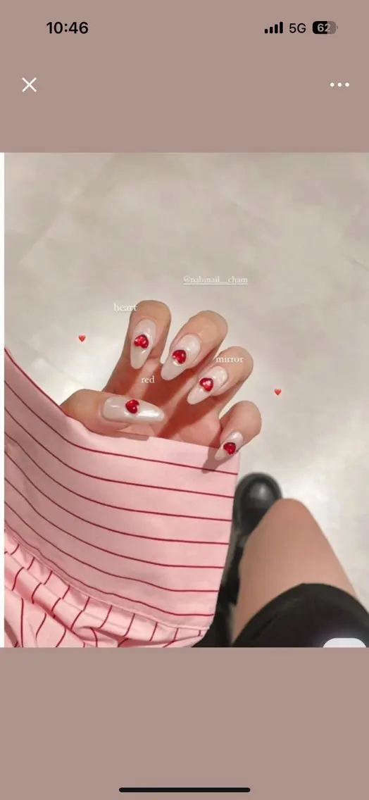 ネイル ハート ハンドネイル T. Kasumiのネイルデザイン