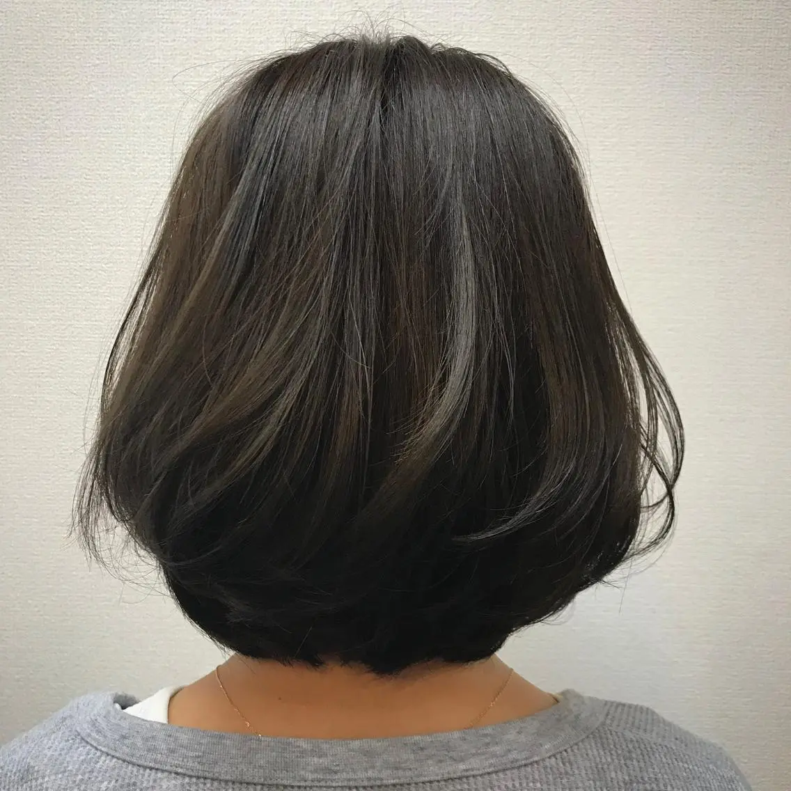 ショート カラー カット ヘアカラー トリートメント 吉森 満俊のヘアスタイル