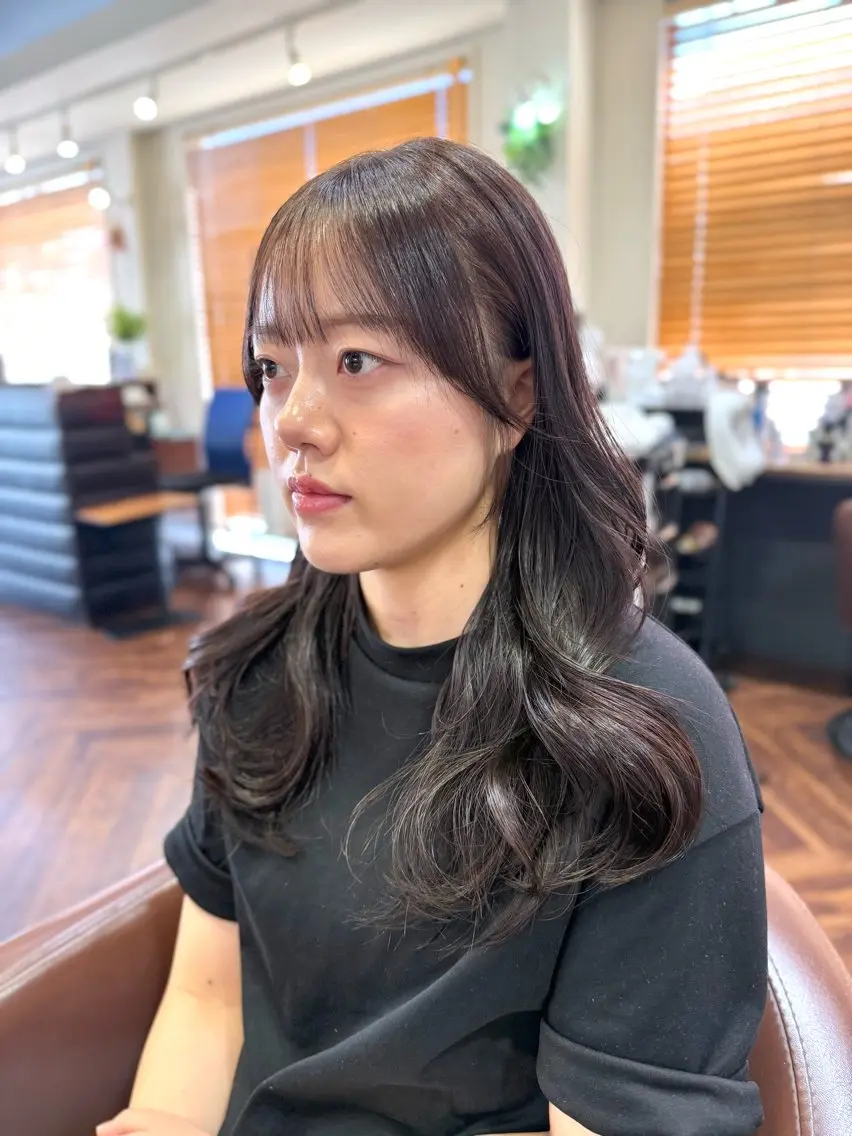 ロング ケアカラー 縮毛矯正 トリートメント 尾崎 海璃のヘアスタイル